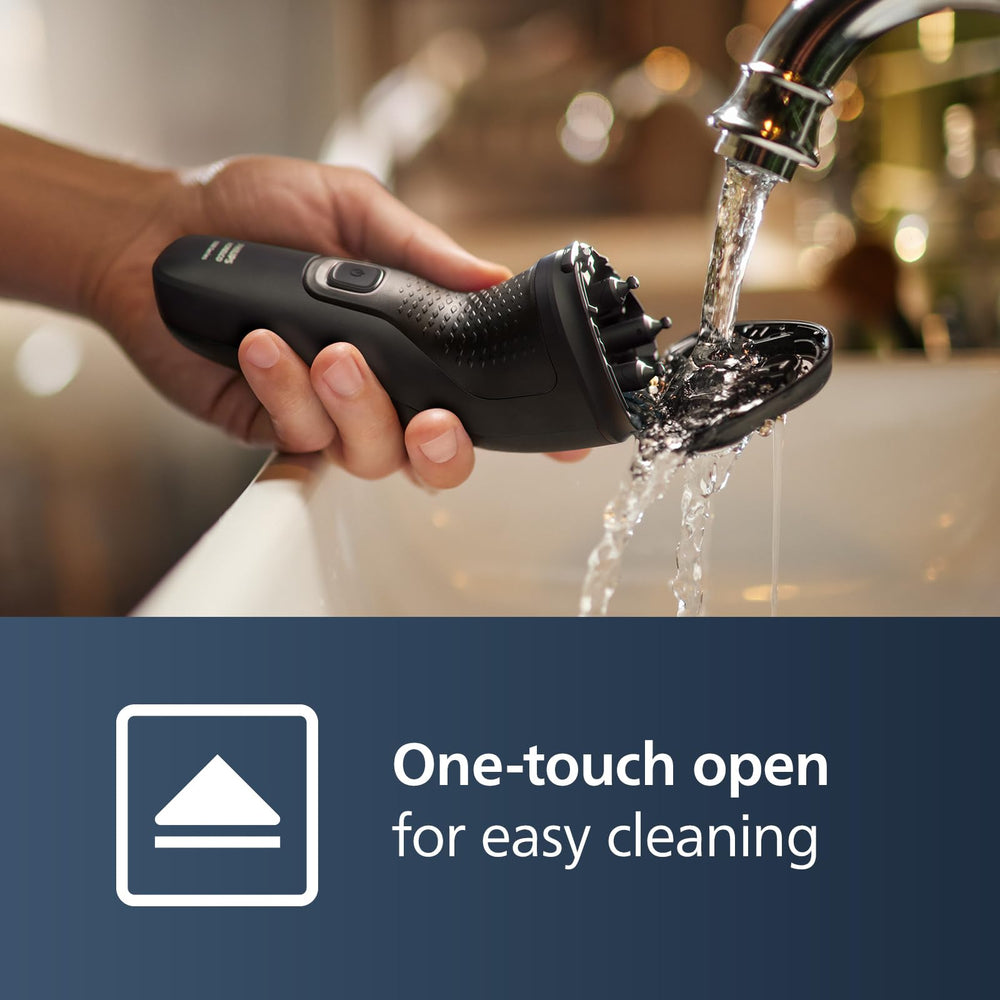 Norelco S1016/90 one-touch cleaning feature for easy maintenance.