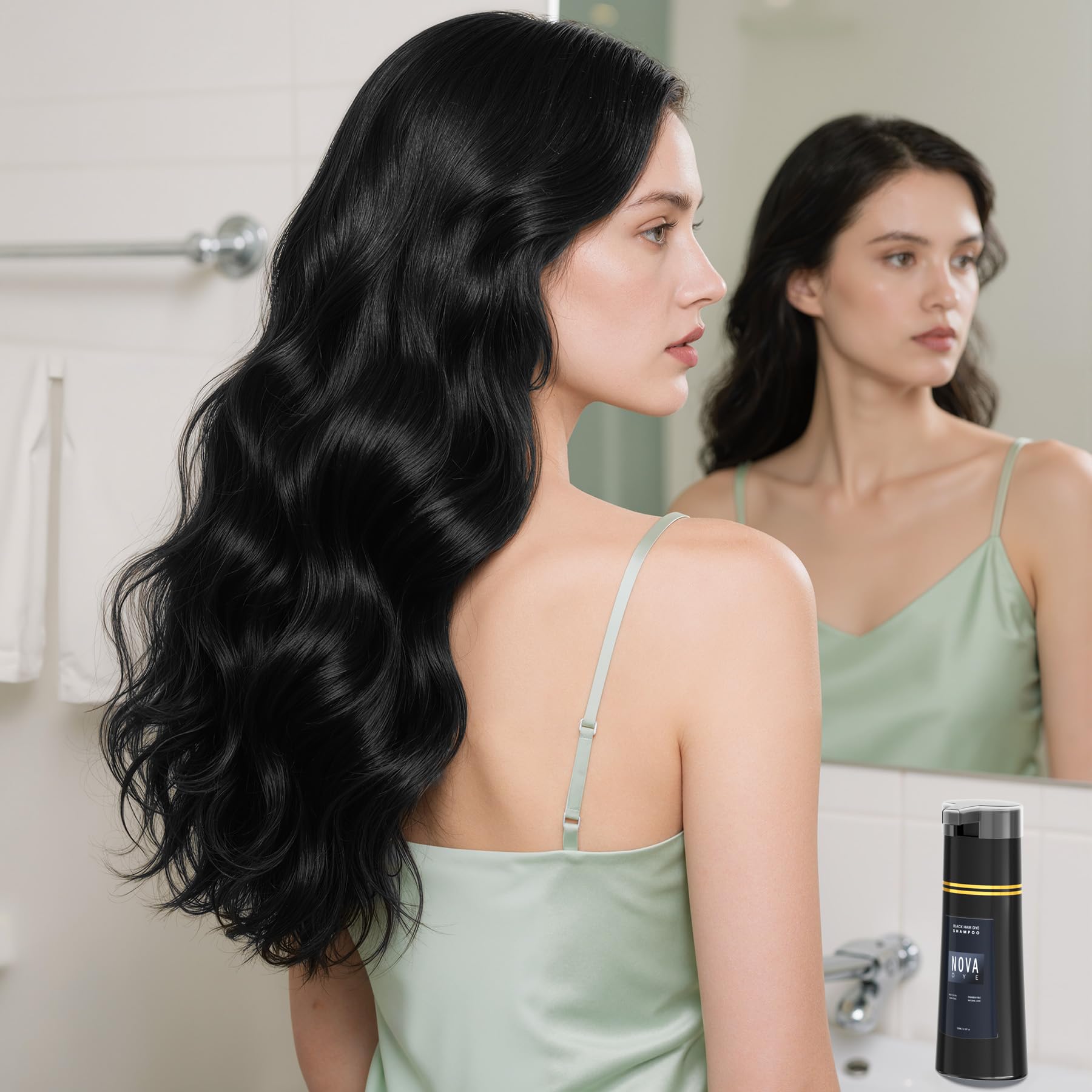 Nova DYE funciona como champú y acondicionador para cabello suave
