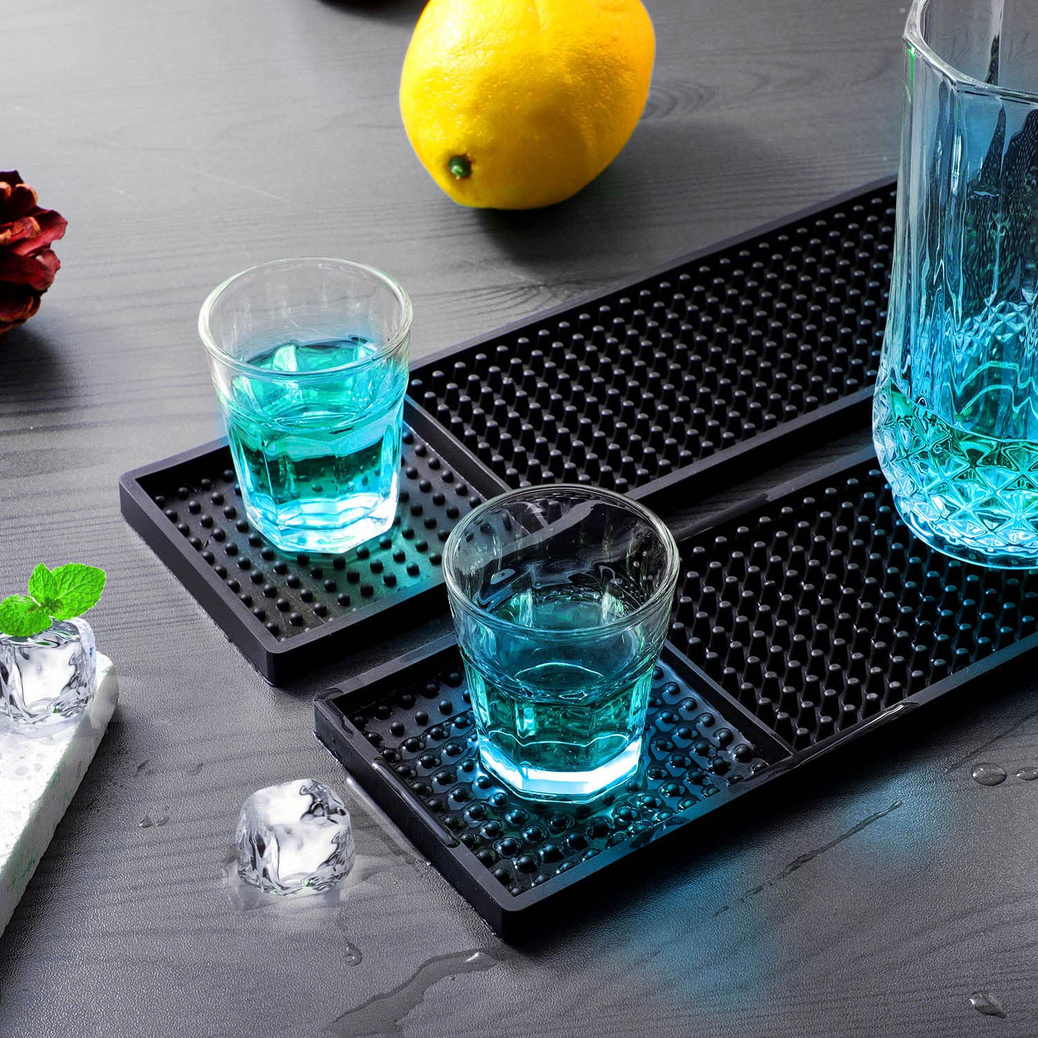 Noverlife bar mats close-up on textured surface for easy cleaning and quick drying