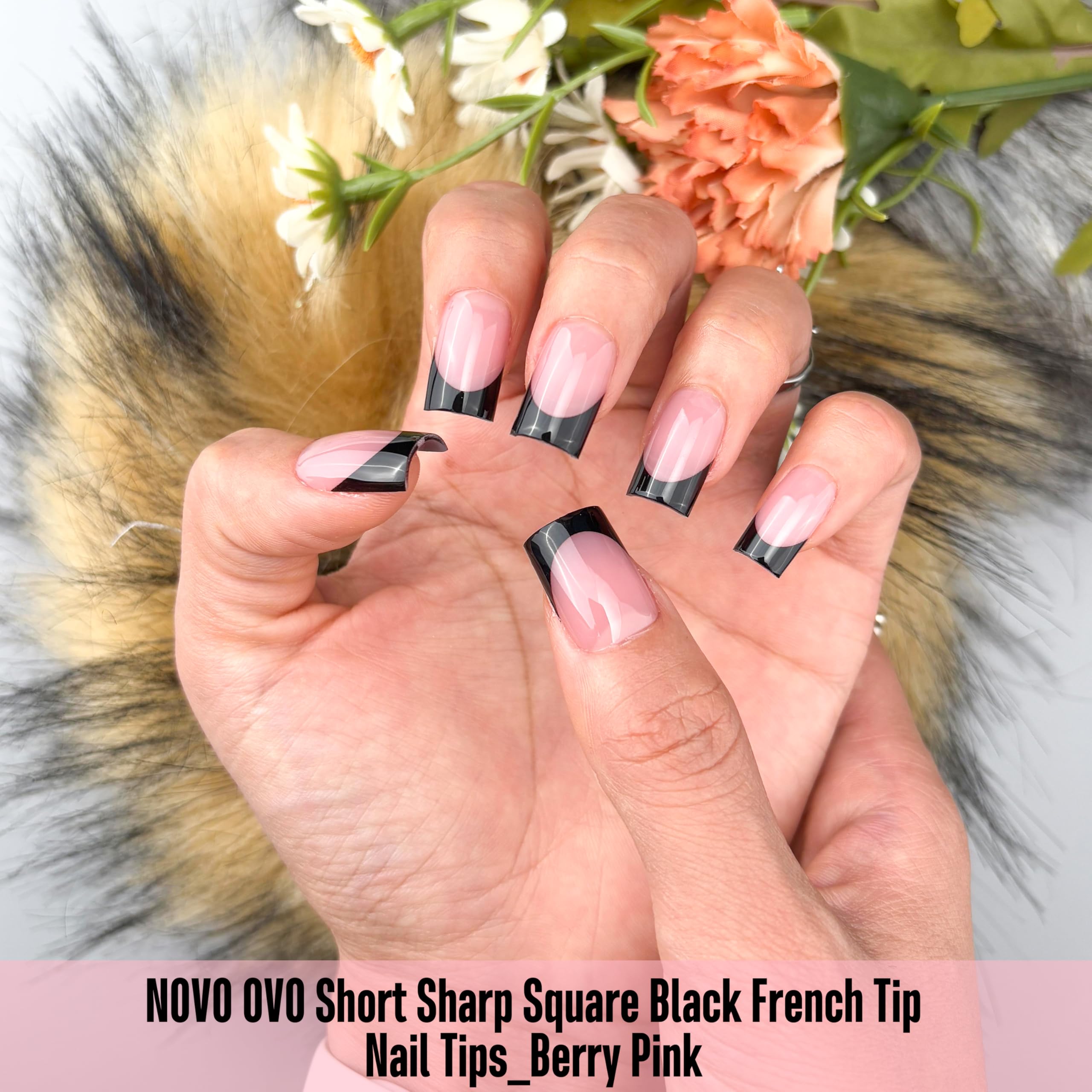 Novo OVO press-on nails with auxiliary lines for easy alignment and placement.