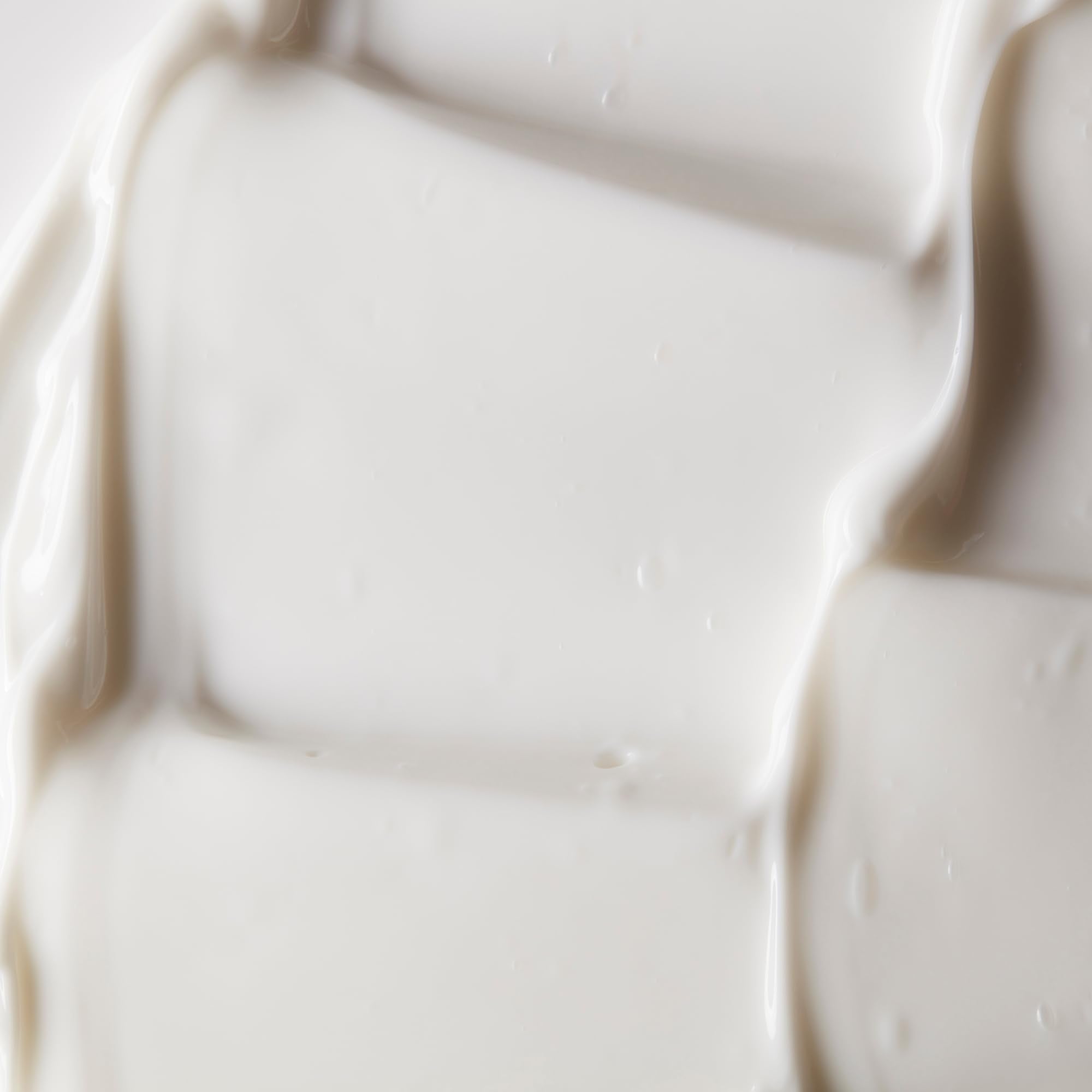 Nu Skin ageLOC Dermatic Effects hydration scene with dewy skin