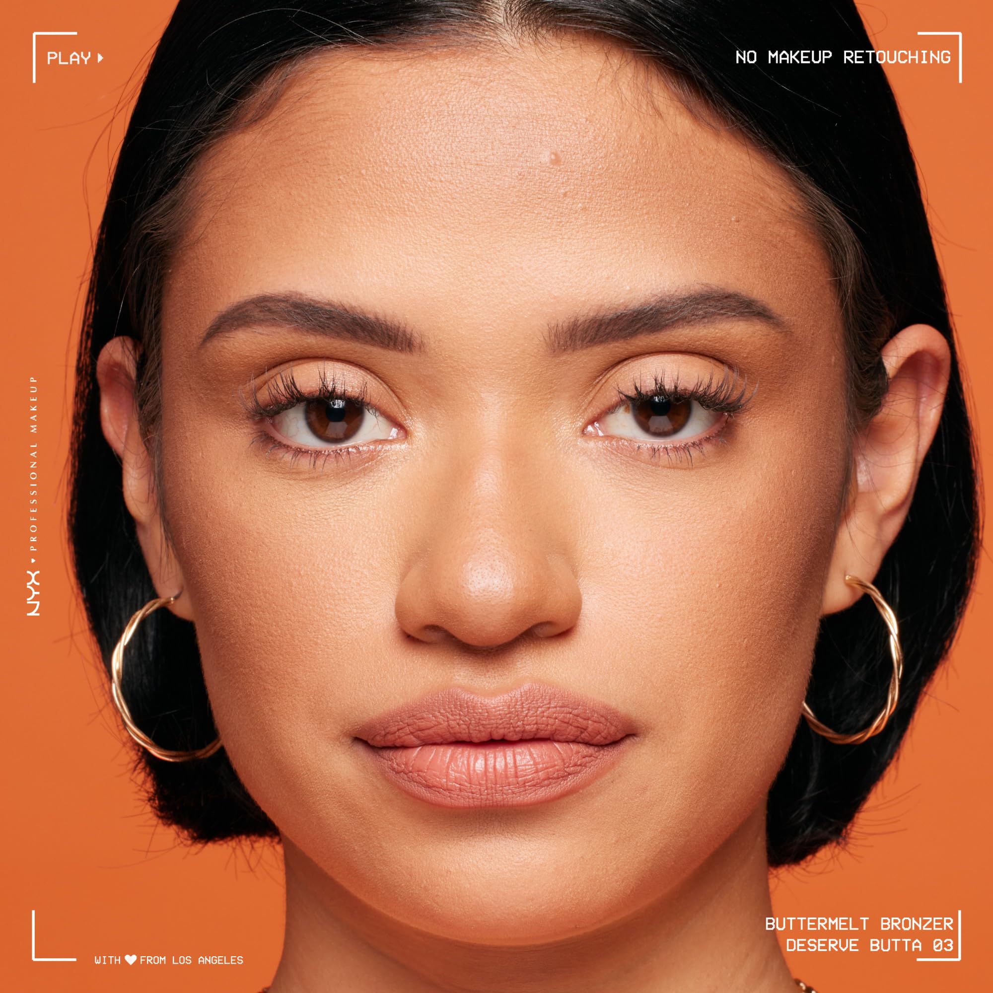 NYX Buttermelt Bronzer contiene manteca de mango para un brillo cálido
