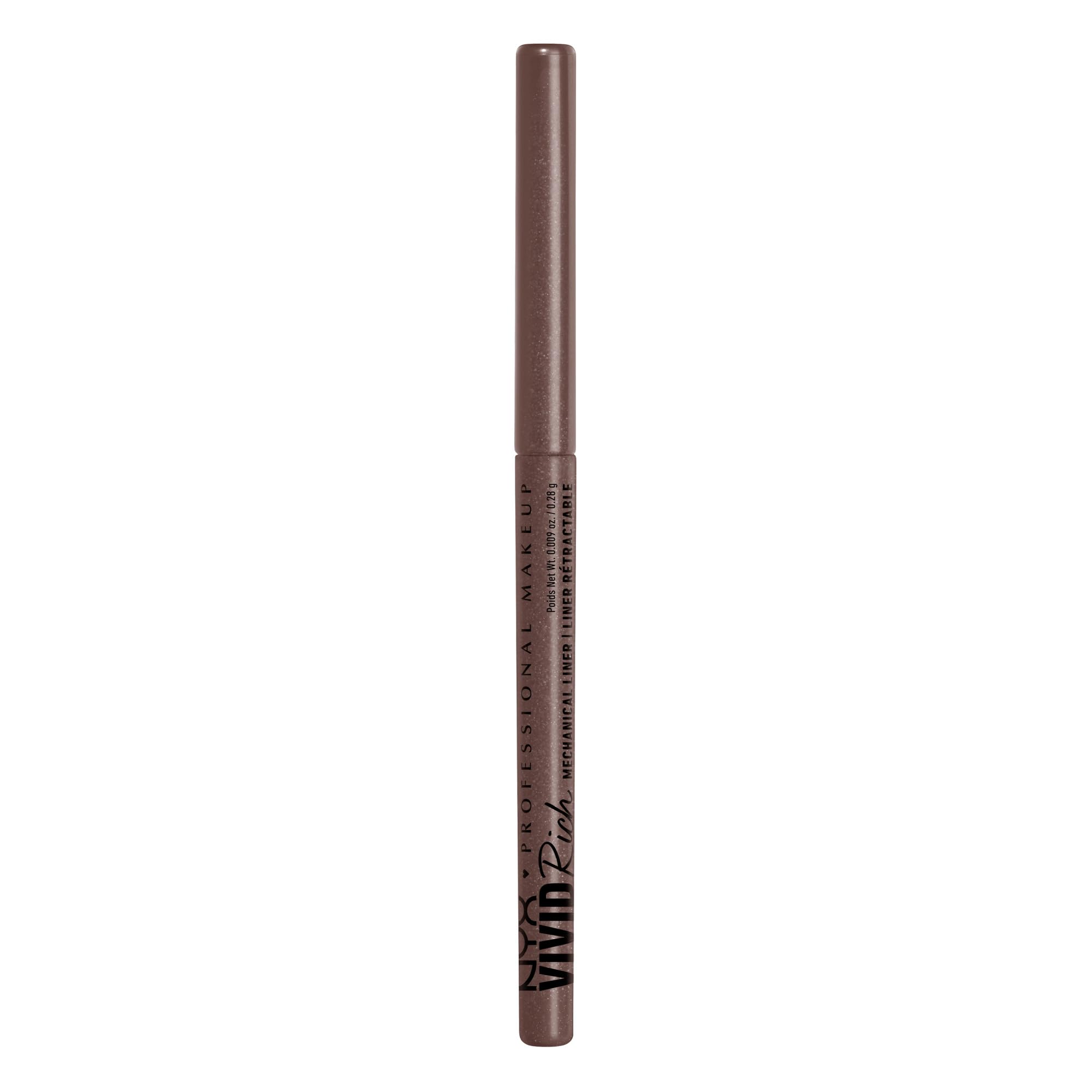 Monochrome eye makeup using Under the Moonstone shade for drama