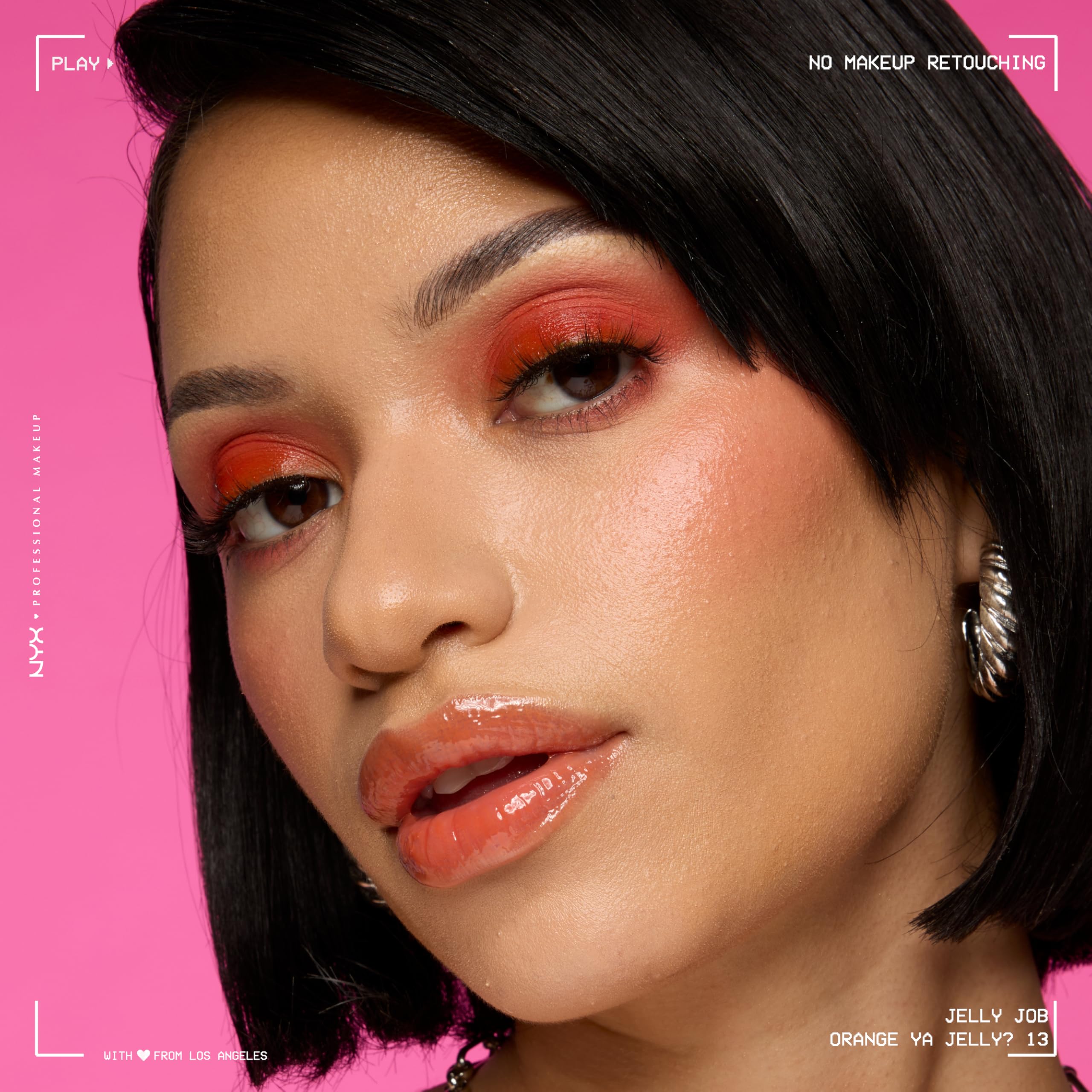 Efecto brillo intenso de Jelly Job para un look llamativo.