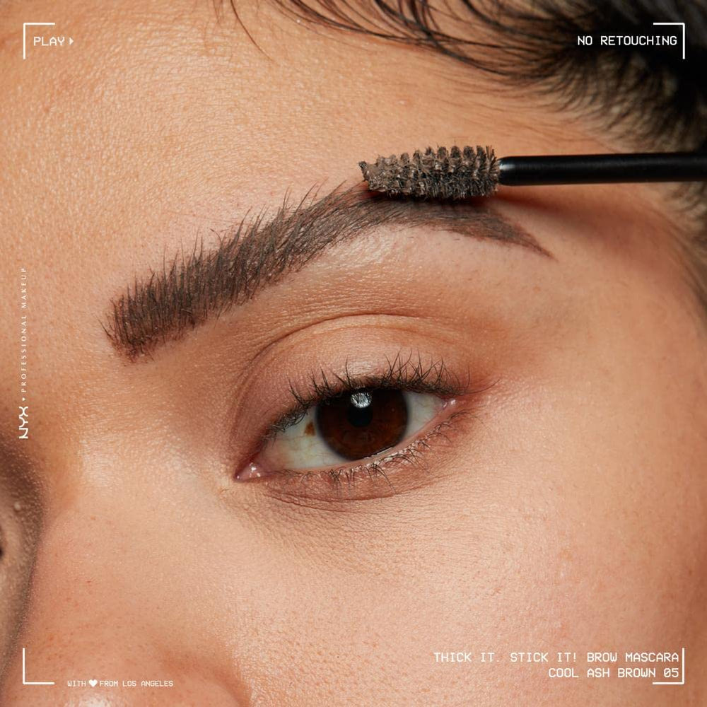 NYX Thick It Stick It dura hasta 16 horas.