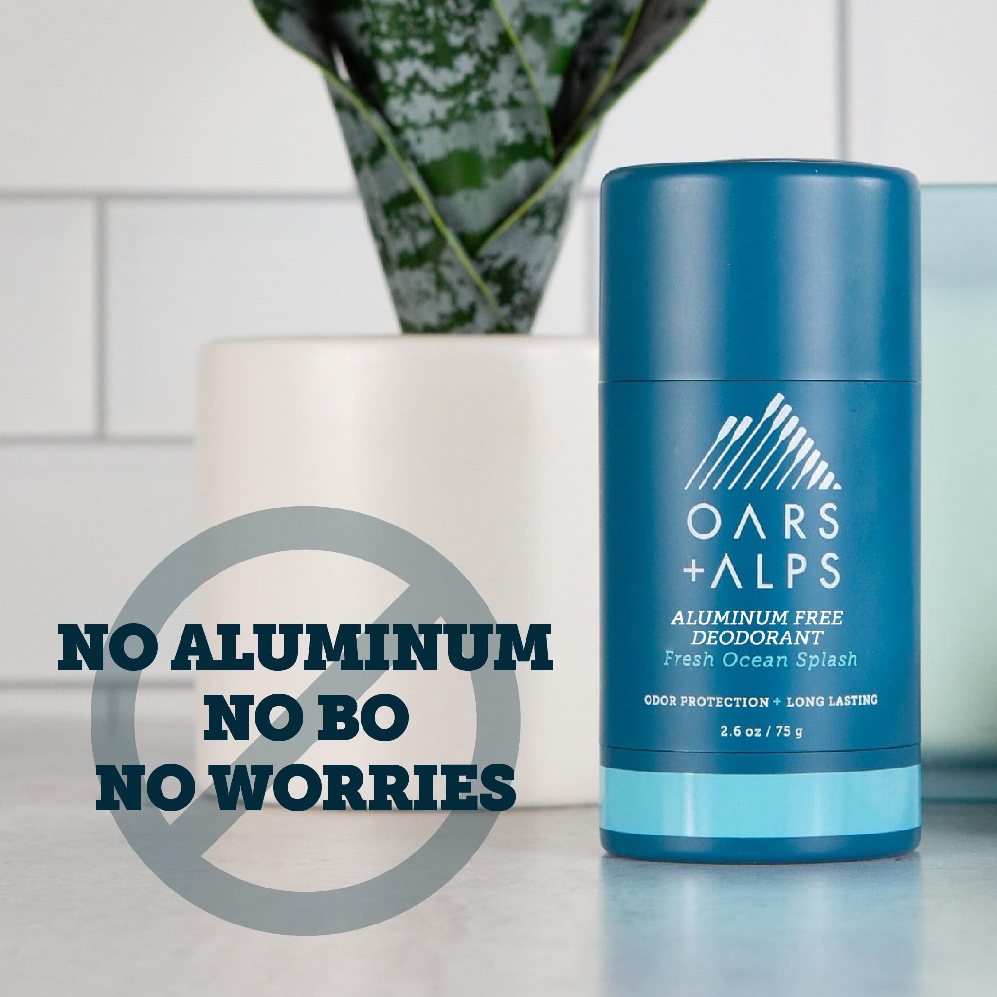 Oars + Alps Ocean Splash scent notes with cedarwood and lime for a fresh vibe.