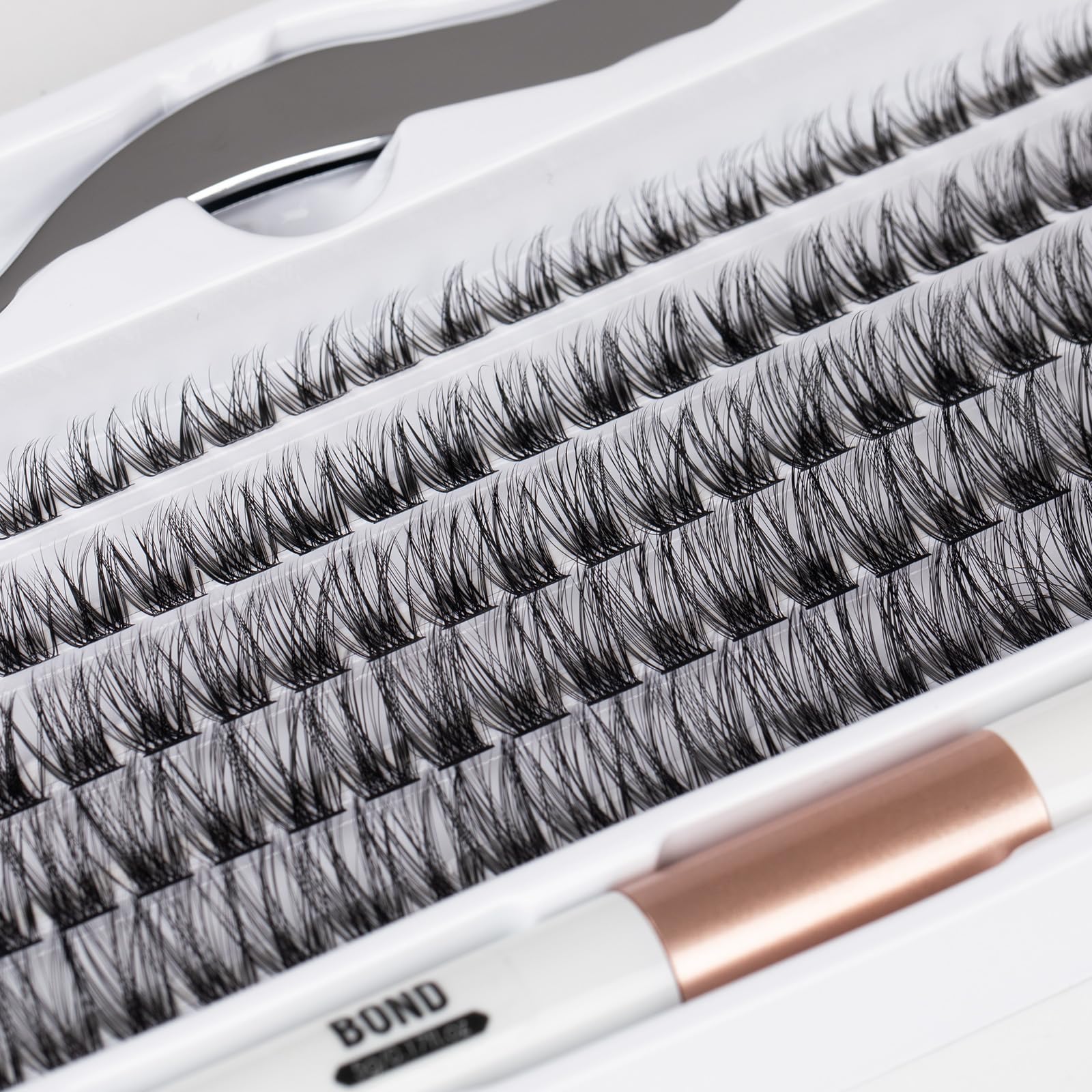 Ocean Pearl cluster lashes applicator for precise placement and cleaner results