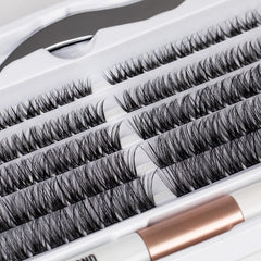 Ocean Pearl thin-band wide-stem lashes blend naturally with your own