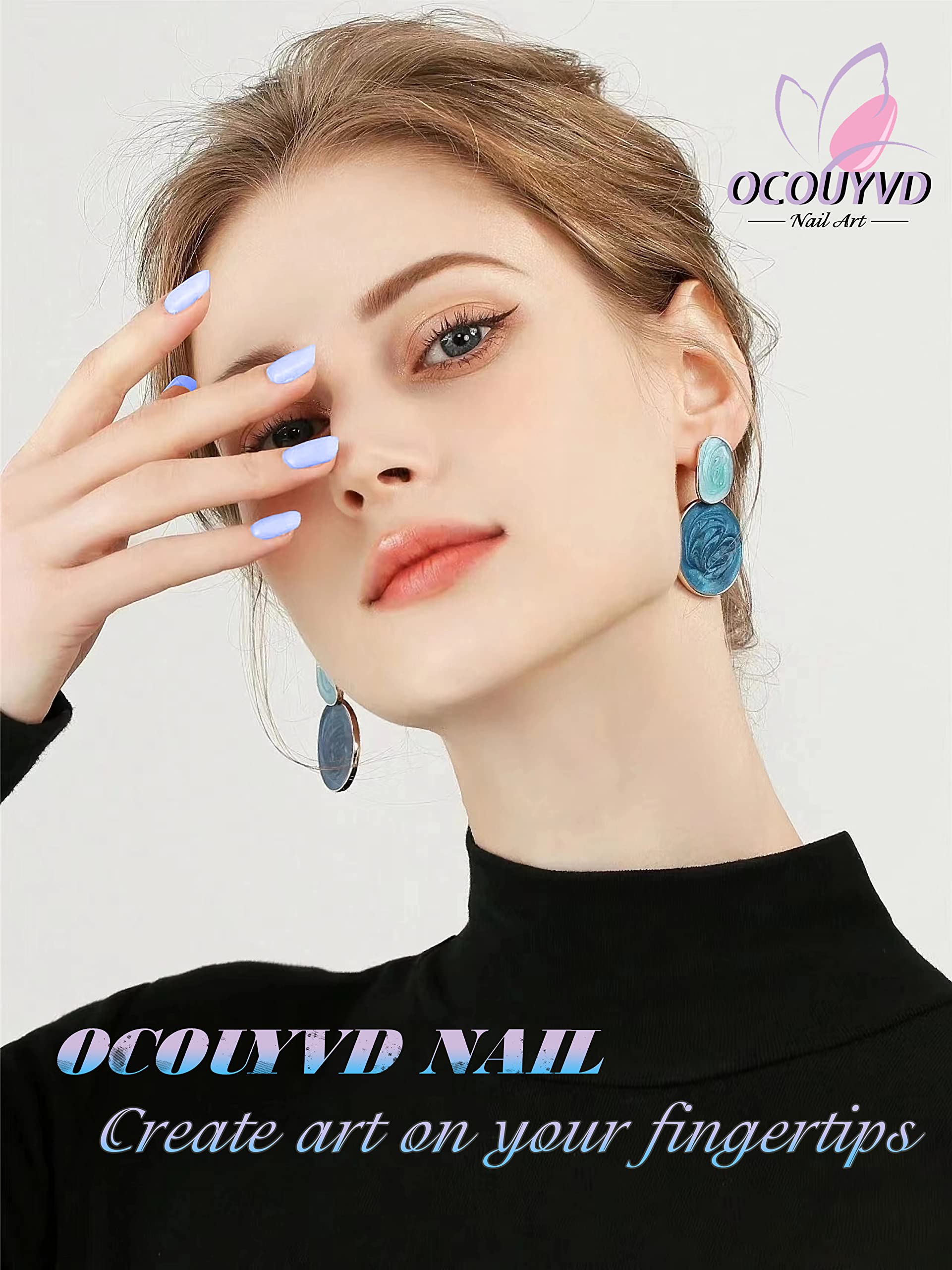 Diseño OCOUYVD de corazones blancos y rojos para estilo festivo.