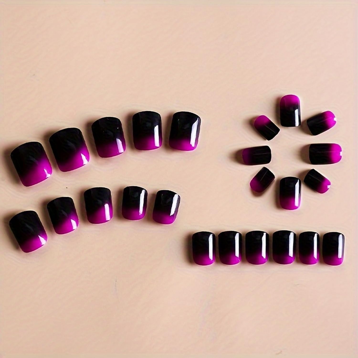 Conjunto de OCOUYVD con doce tamaños para ajuste cómodo en uñas cuadradas.