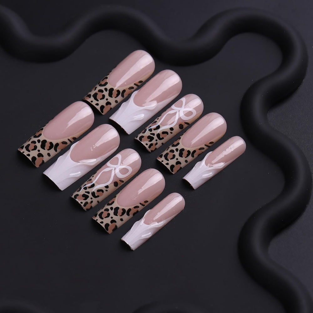 octoswave glossy press-on nails designed for quick, glue-free application.
