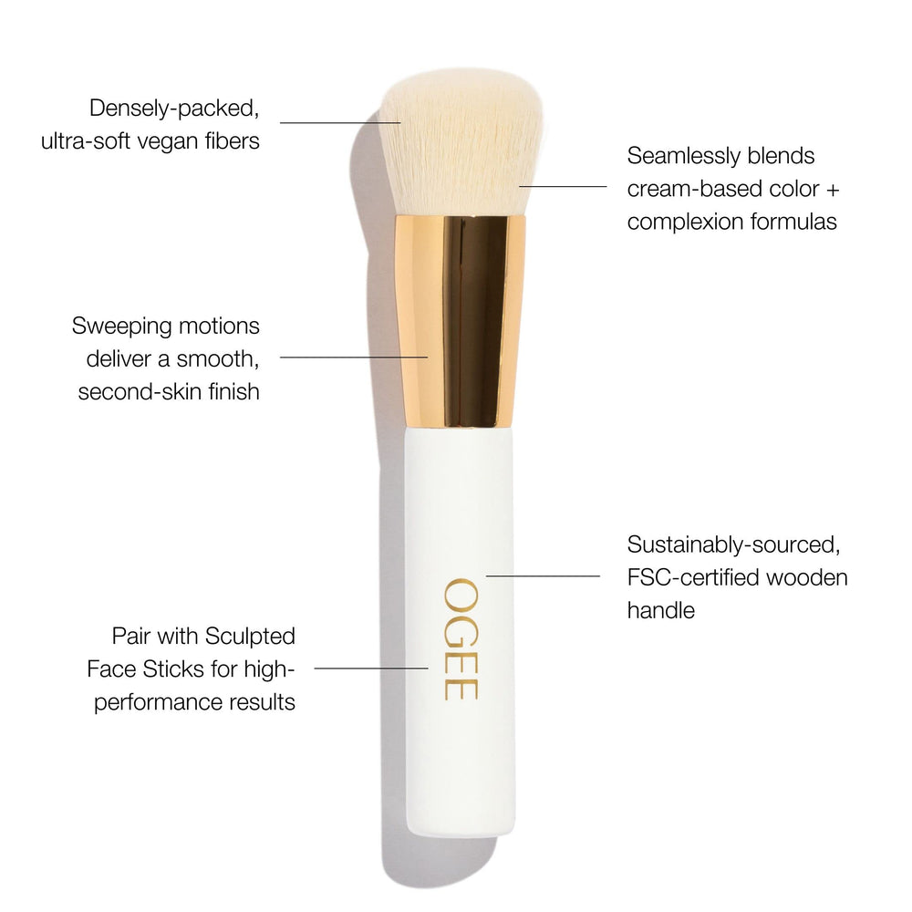 Ogee easy-cleaning synthetic bristles offer hygienic repeated use.