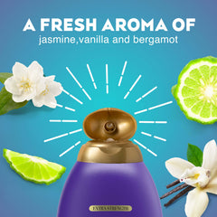 OGX Biotina y Colágeno, manos aplicando, cabello queda más manejable durante lavado