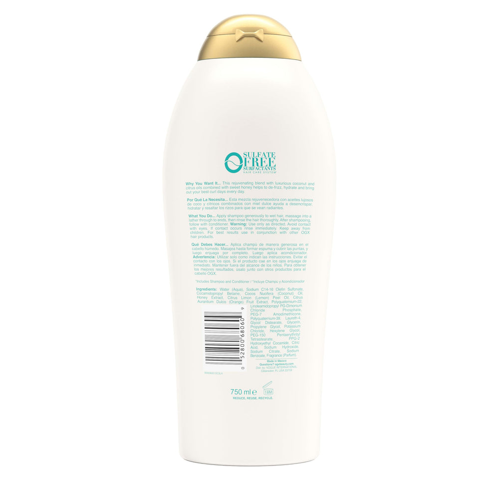 OGX Quenching + Coconut Curls rizos suaves y brillantes tras el lavado.