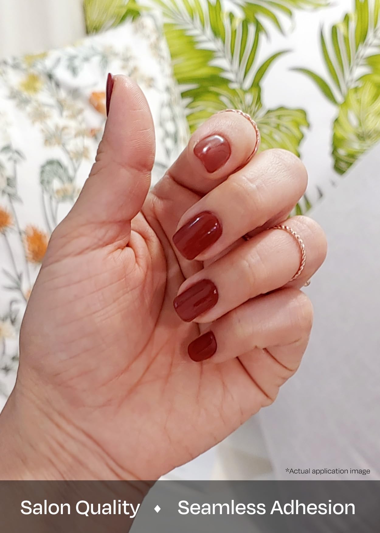Ohora N Chilly, uñas rojas brillantes listas para lucir