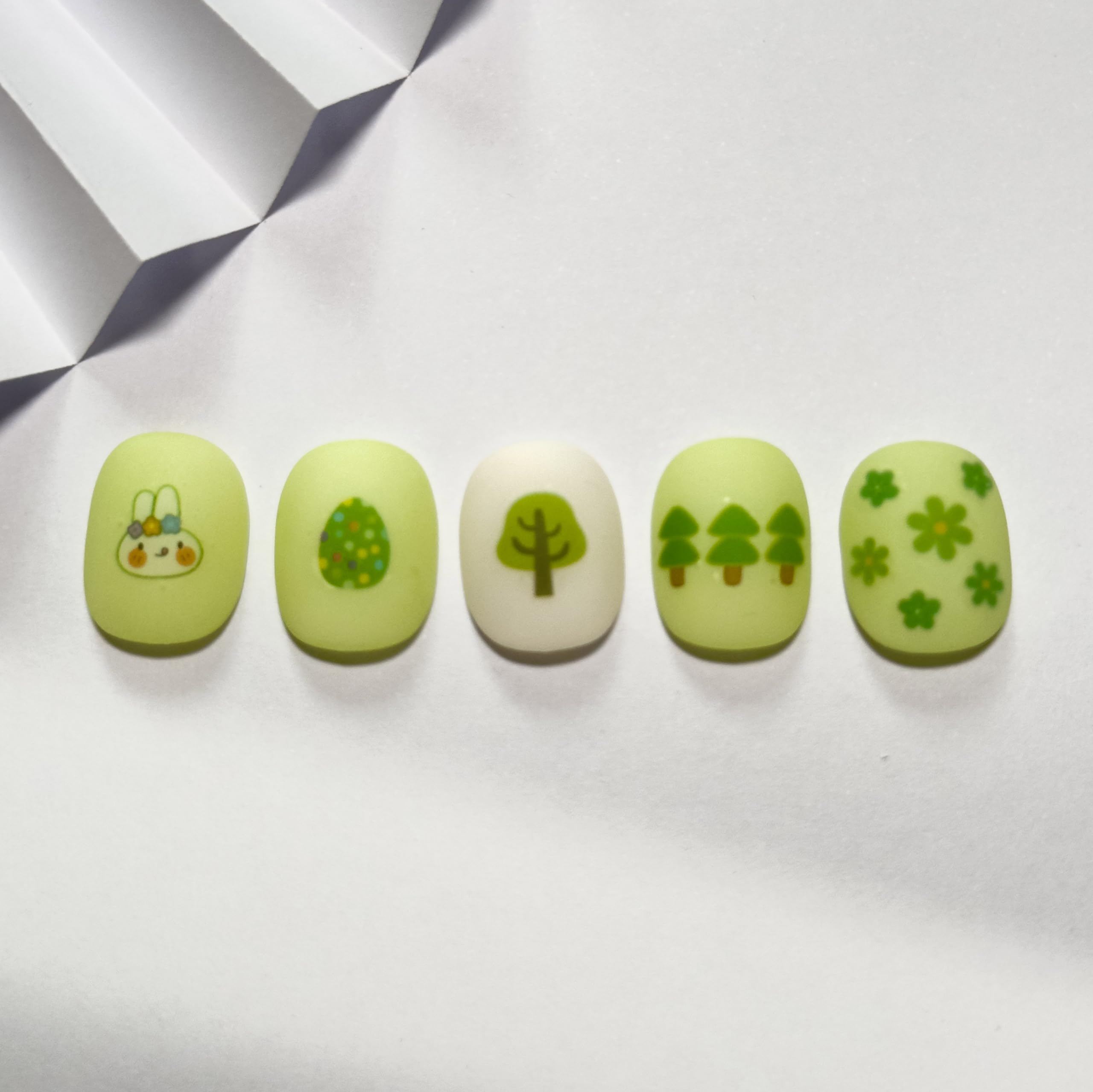 Okiyomi removable and gentle-nail stickers designed to peel off without damage.