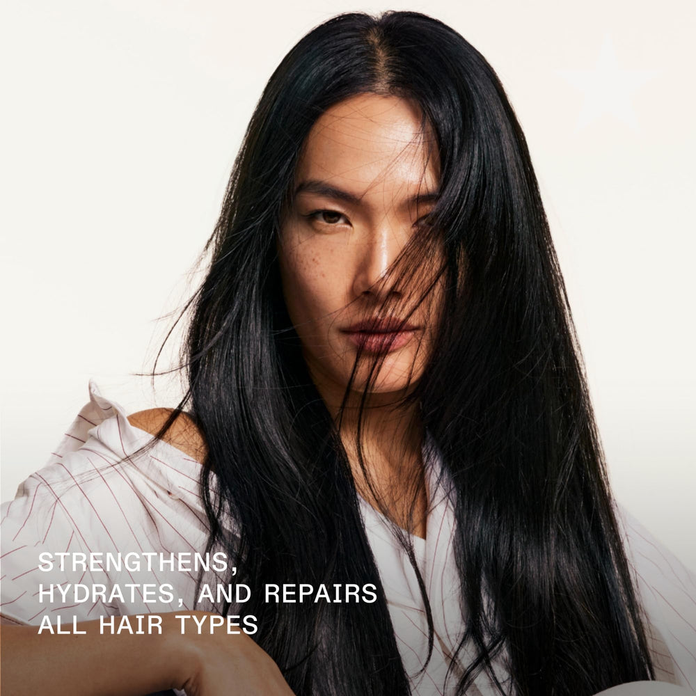 Aplicación de Olaplex Nº4 Balance en cabello para protección y fortalecimiento