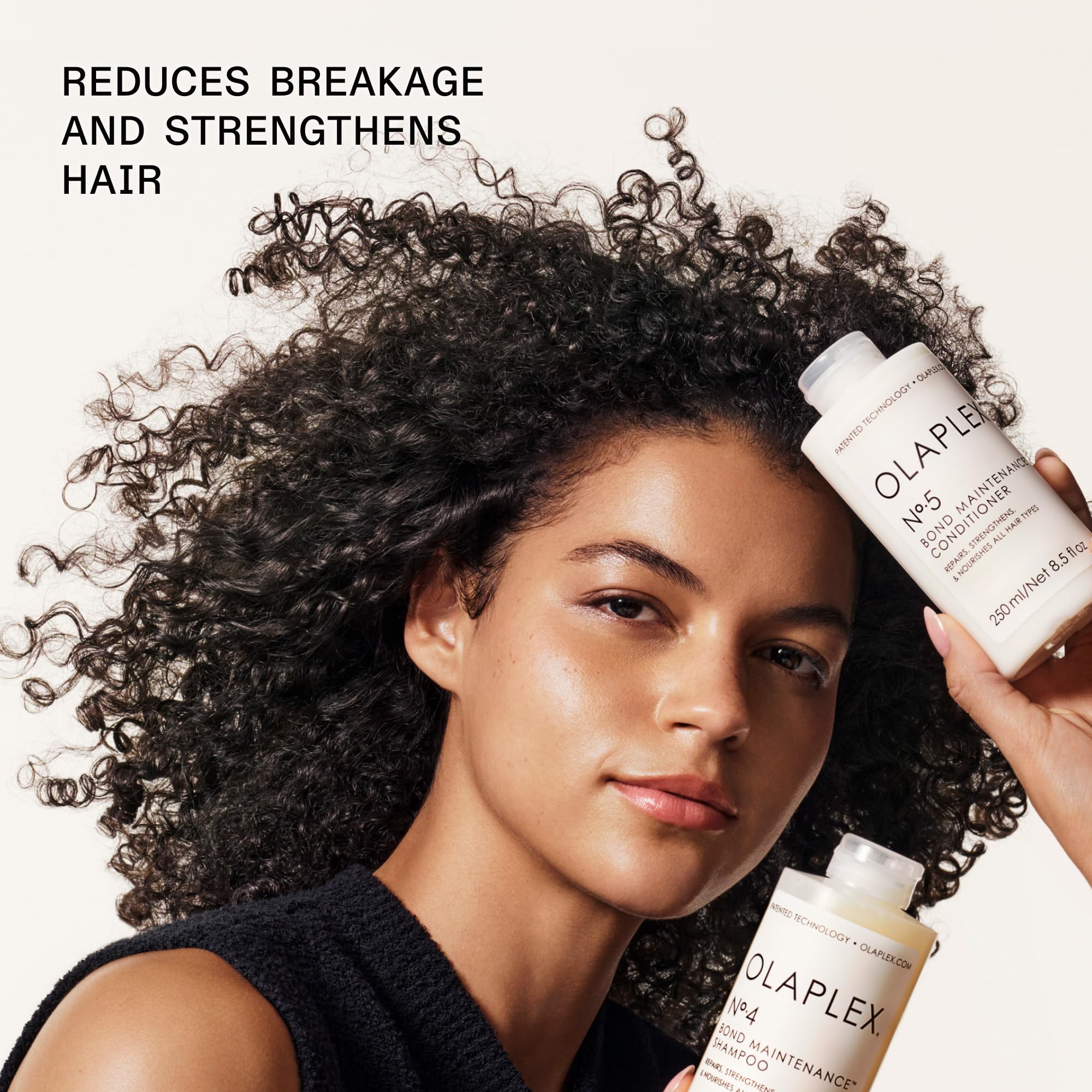 Close-up of rich Olaplex Nº5 texture ideal for deep conditioning.