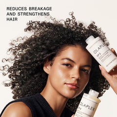 Close-up of rich Olaplex Nº5 texture ideal for deep conditioning.