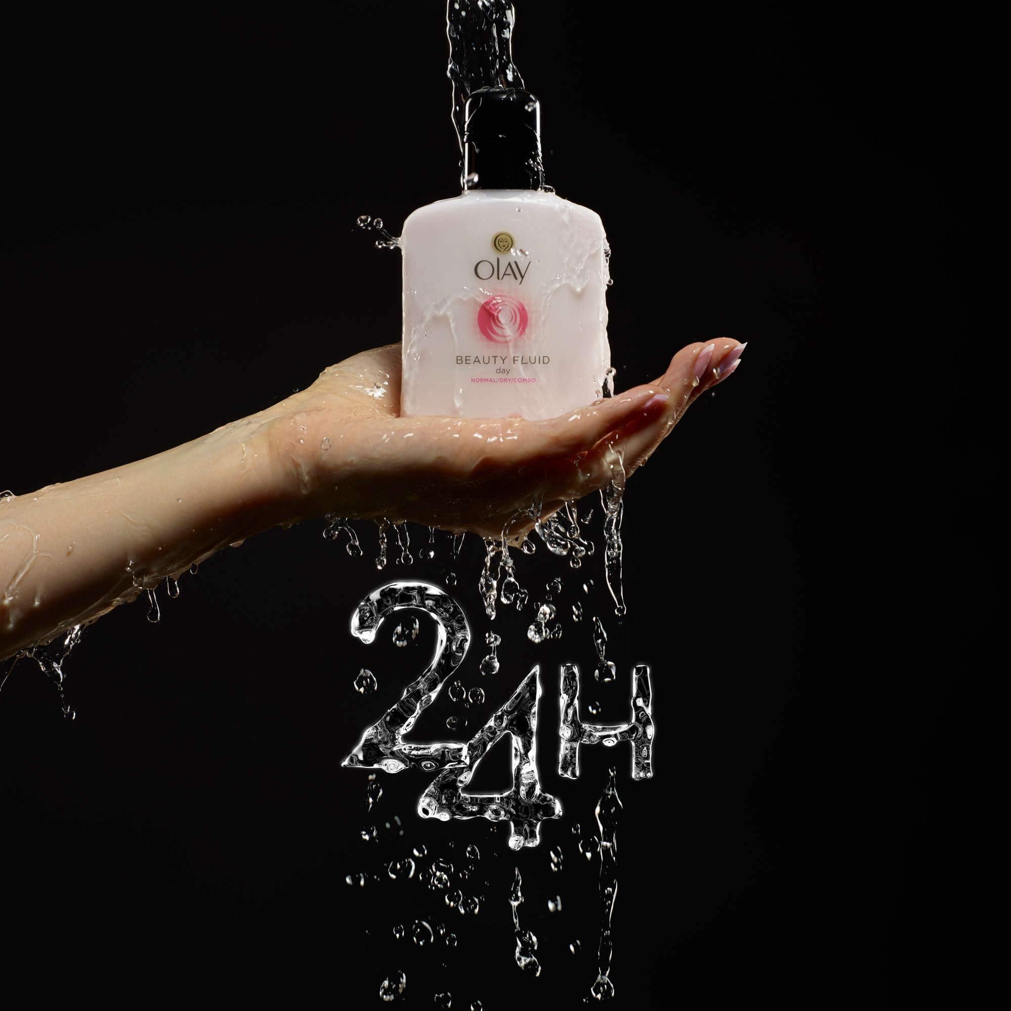 Olay Beauty Fluid Regular 100ml como parte de la rutina diaria de cuidado.