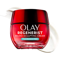 OLAY Regenerist crema en envase rojo, hidratación profunda para piel suave.