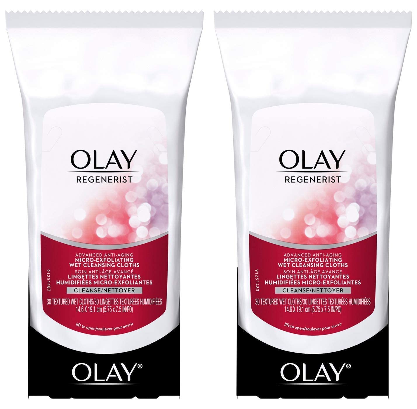 Toallitas Olay Regenerist limpian y exfolian para una piel más suave.