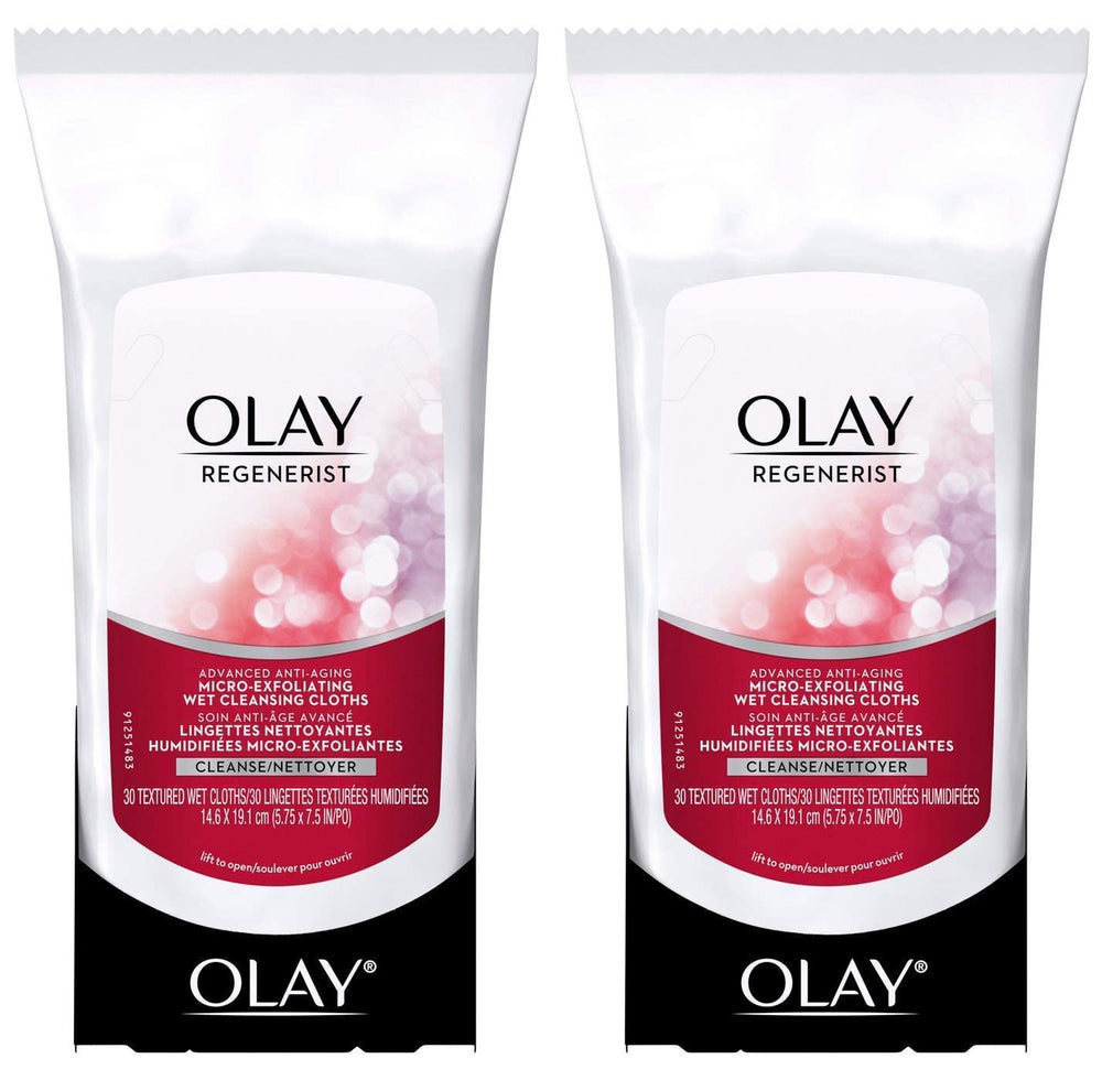Toallitas Olay Regenerist limpian y exfolian para una piel más suave.