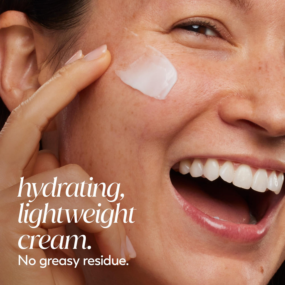 Textura de absorción rápida en la aplicación nocturna de Olay Retinol 24.