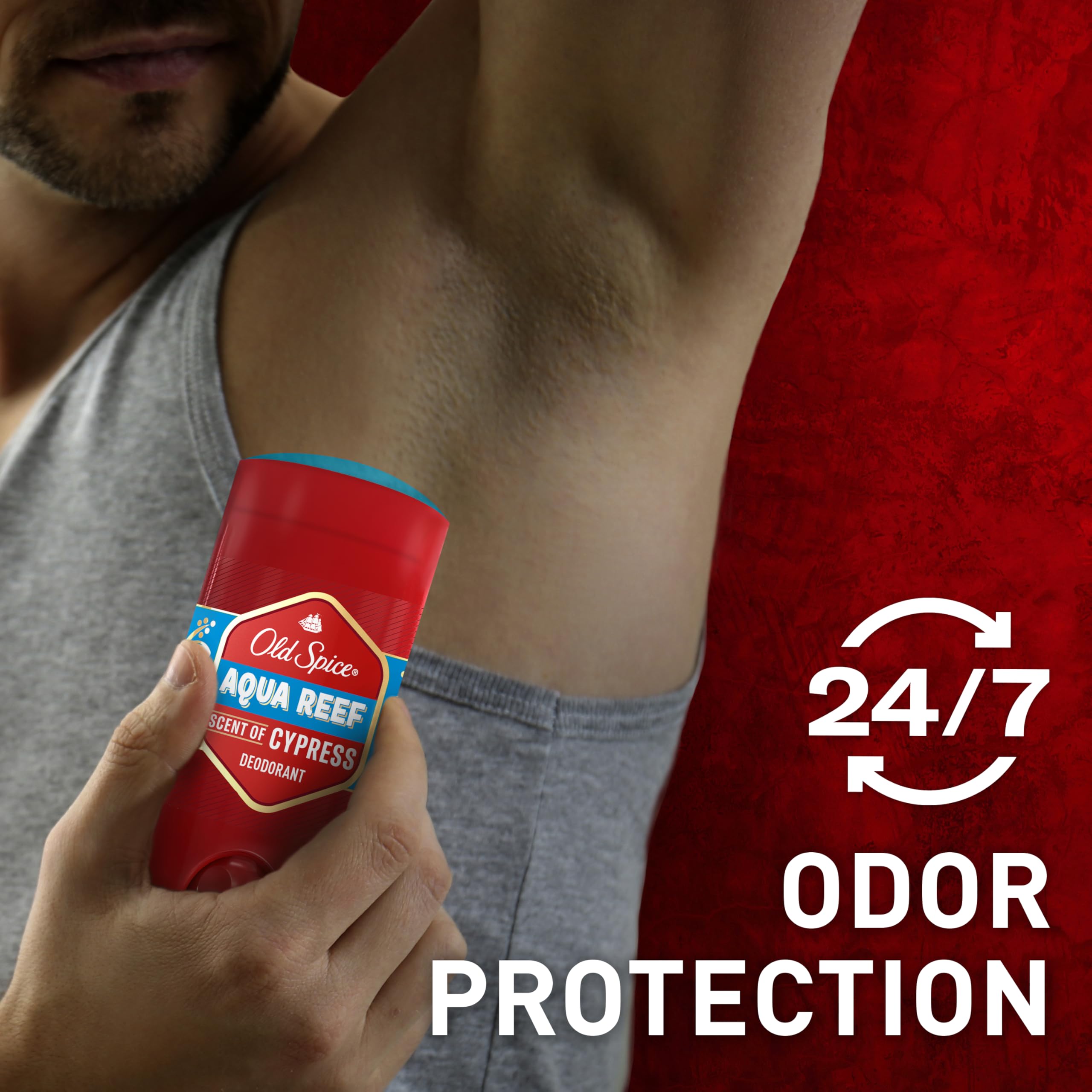 Aplicación limpia de Old Spice Aqua Reef, textura suave para la piel.