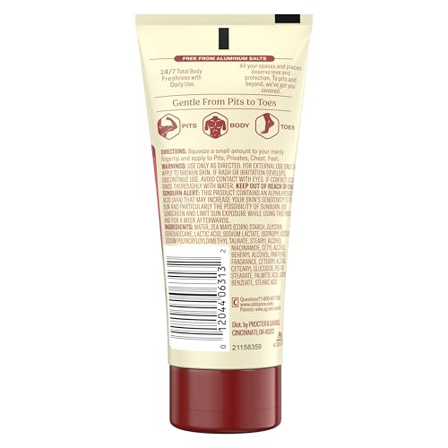 Aroma persistente de cereza negra y bourbon de Old Spice