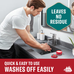 Textura mate de Old Spice No-Poof Paste para apariencia natural.