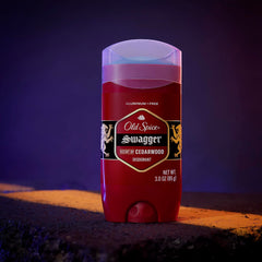 Diseño del envase de Old Spice Swagger, estilo moderno y práctico.