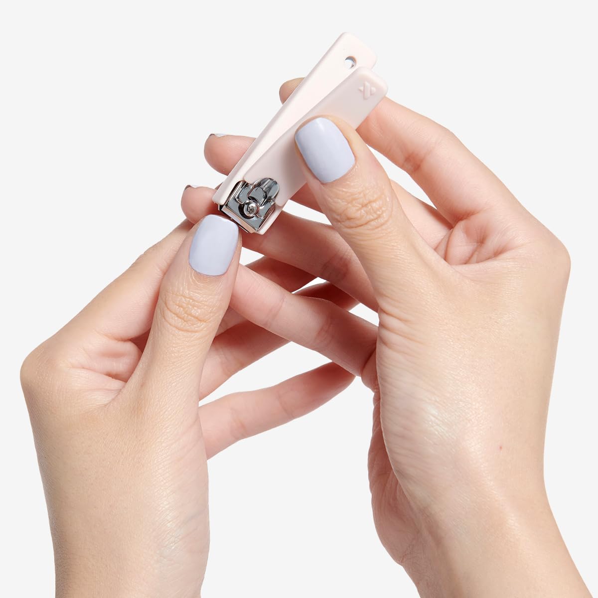 Olive & June nail clipper set: large clipper for thicker toenails and better control.