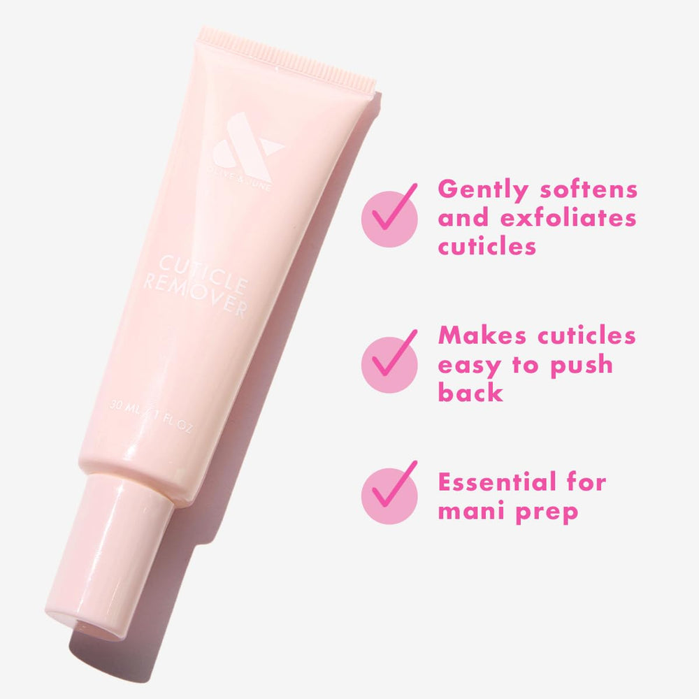 Aplicación suave de Olive & June Cuticle Remover en la cutícula para ablandarla.