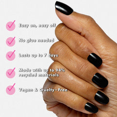 Olive & June Super Stick Mani: lima y preparacion para una aplicacion limpia.