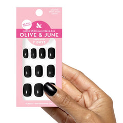 Olive & June Super Stick Mani: paquete con 32 uñas y 16 tallas para ajuste perfecto.