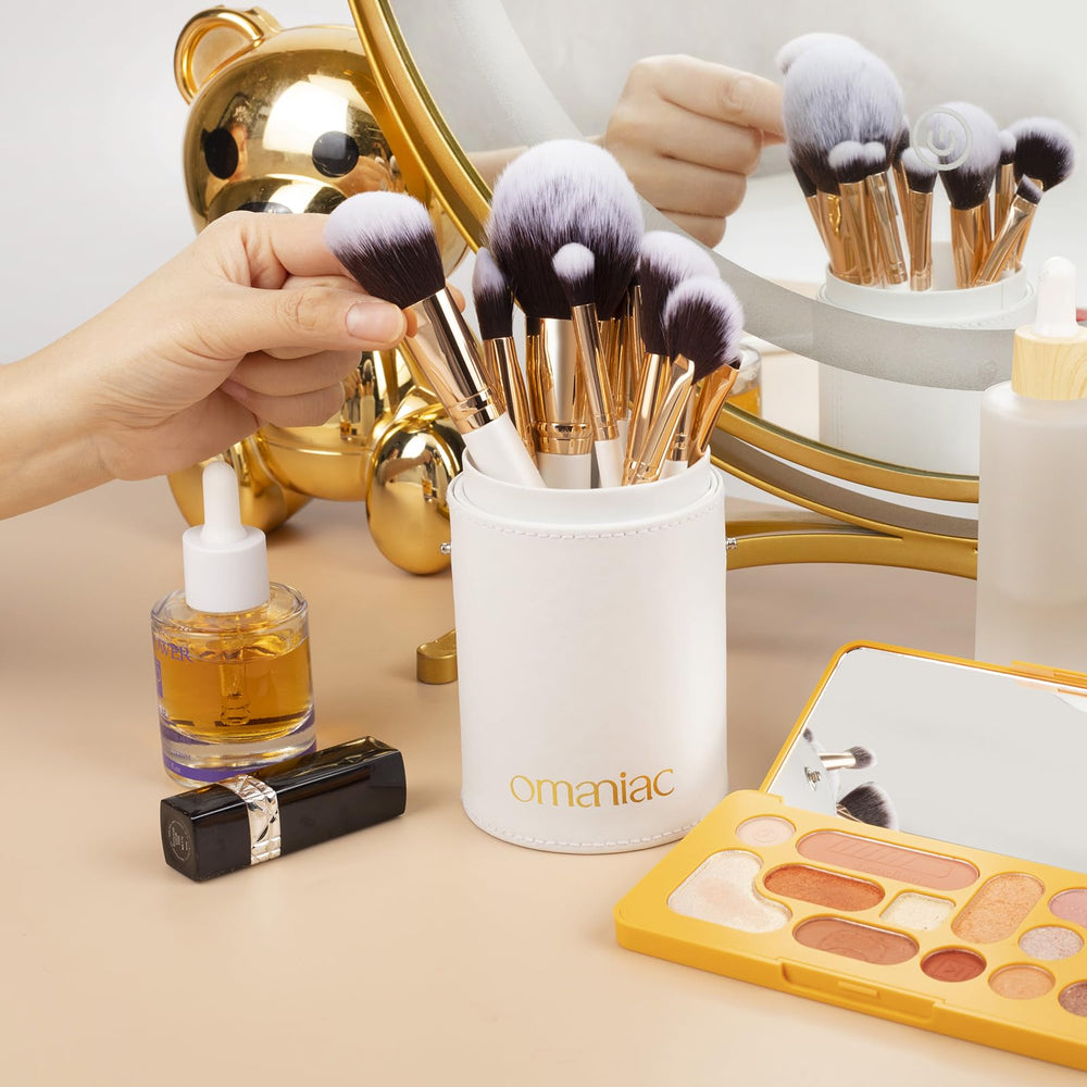 OMANIAC cruelty-free synthetic bristles deliver soft, shed-free performance