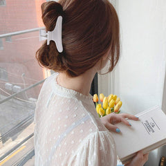 Ondder hair clip with 9 claws per side for non-slip hold