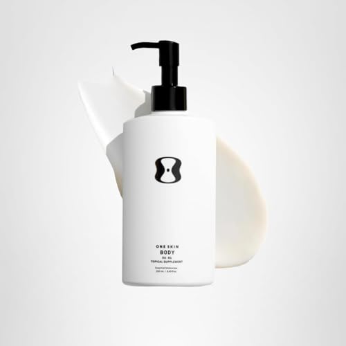 oneskin BODY OS-01 hydration glow shows a moisturized, refreshed look.