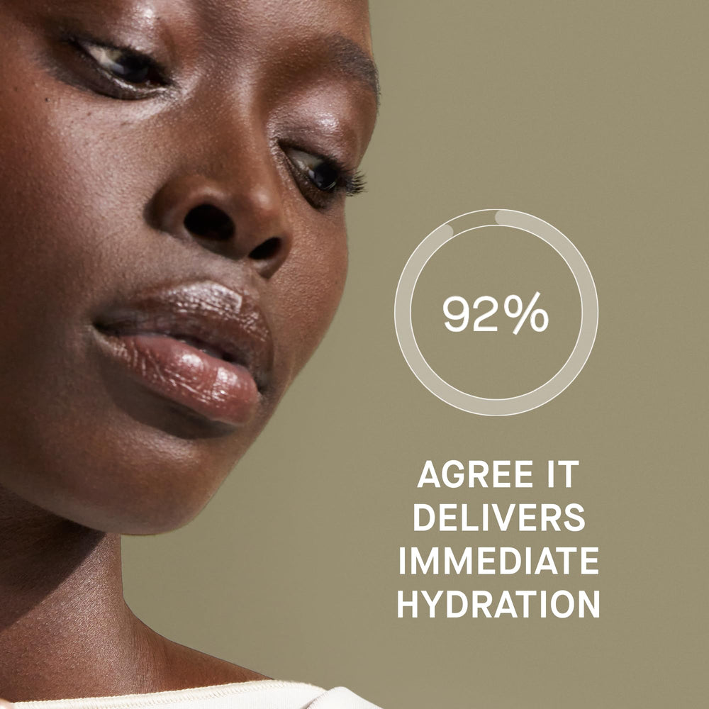 oneskin lip SPF OS-01 lip application demonstrates smooth glide for protection