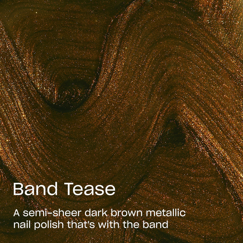 OPI Band Tease muestra color, ofrece cobertura suave para manicure sutil.