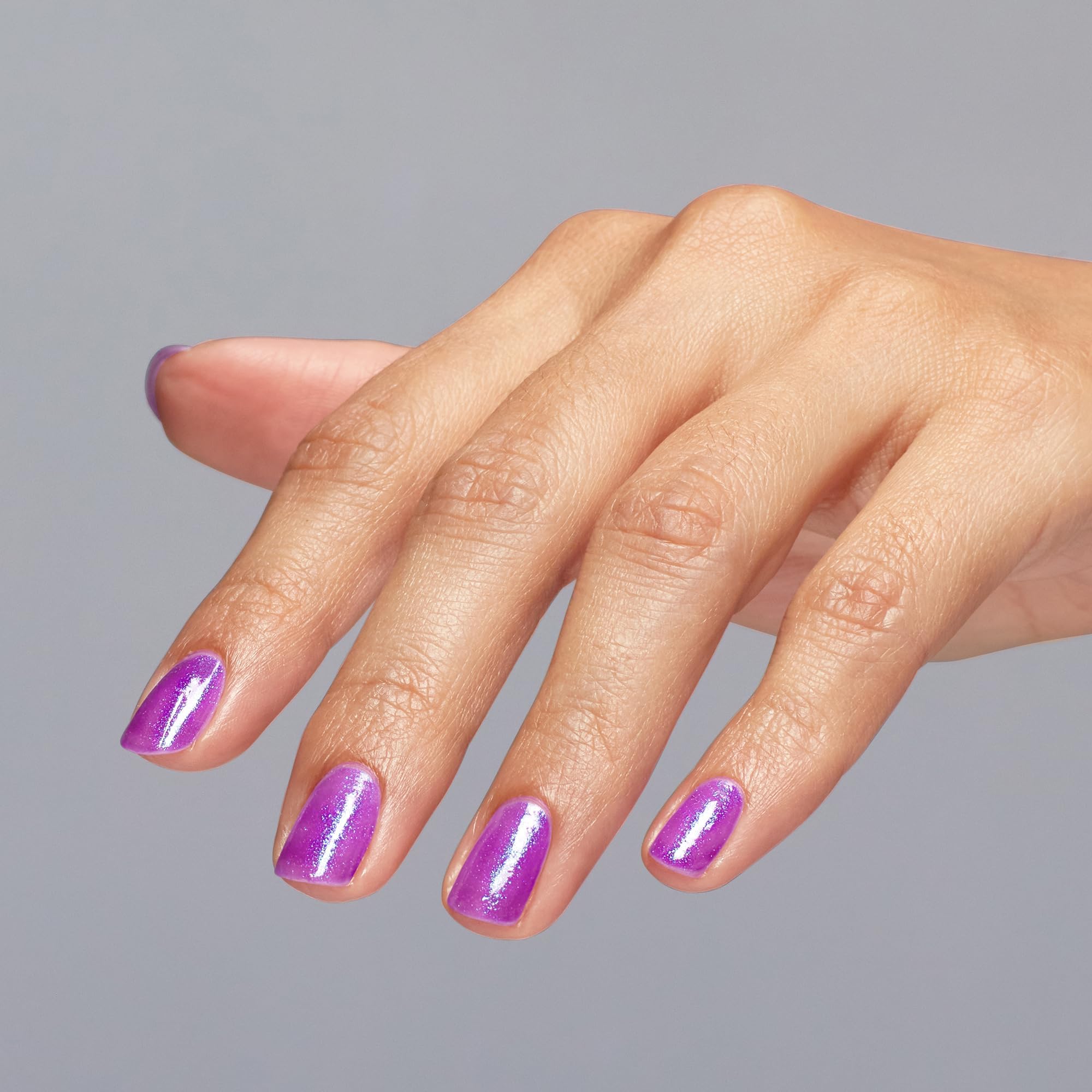 OPI Big Zodiac Energy, acabado de alto brillo para uñas pulidas.