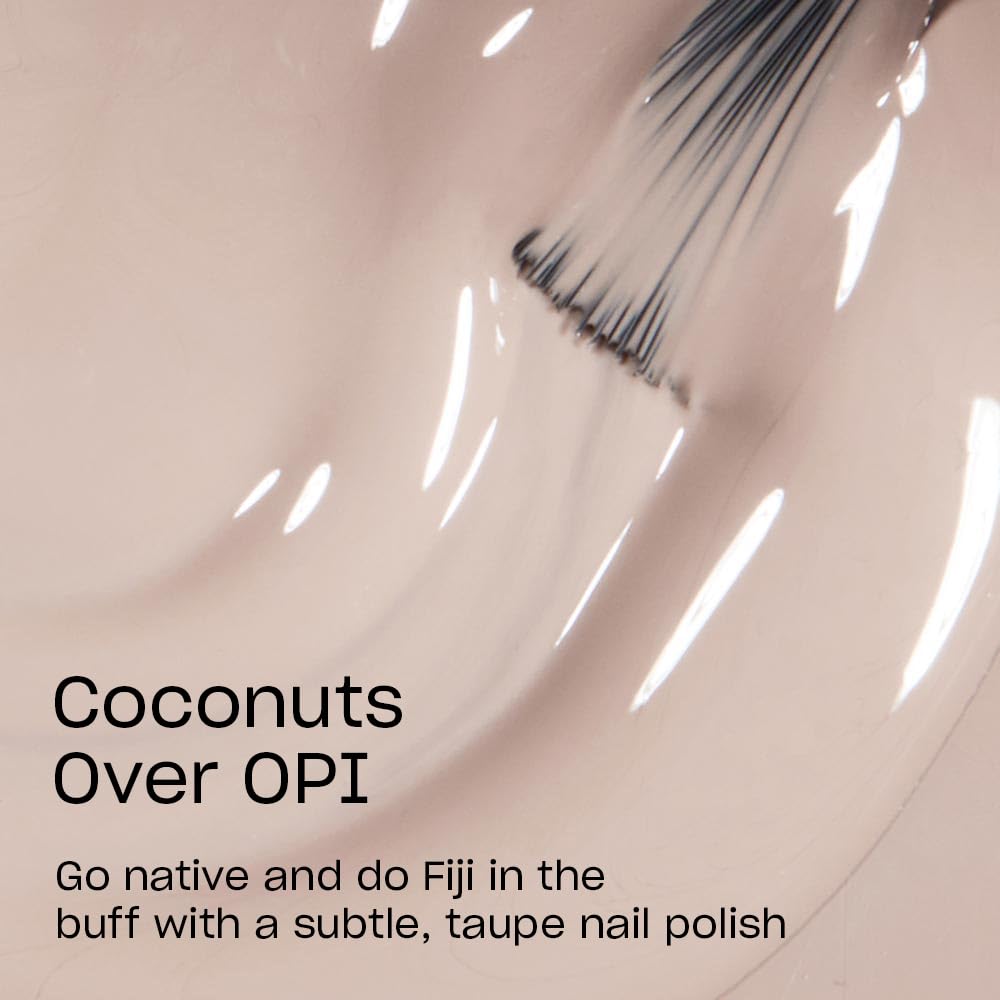 OPI Coconuts Over OPI, pincel Pro-Wide facilita cobertura suave y uniforme
