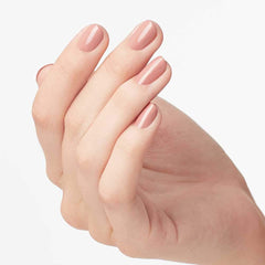 OPI Dulce de Leche: brocha amplia para aplicación suave