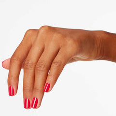 OPI Dutch Tulips: muestra de tono rojo cremoso para uso diario.
