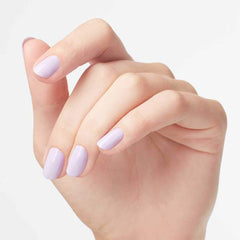 OPI Polly secado rápido para manicuras rápidas.