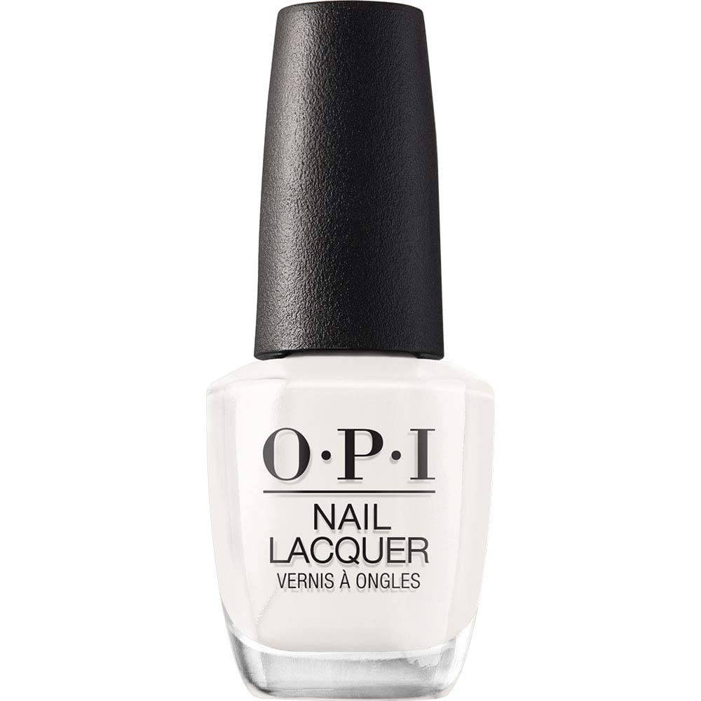 OPI Funny Bunny: laca blanca suave, acabado uniforme y sin manchas.
