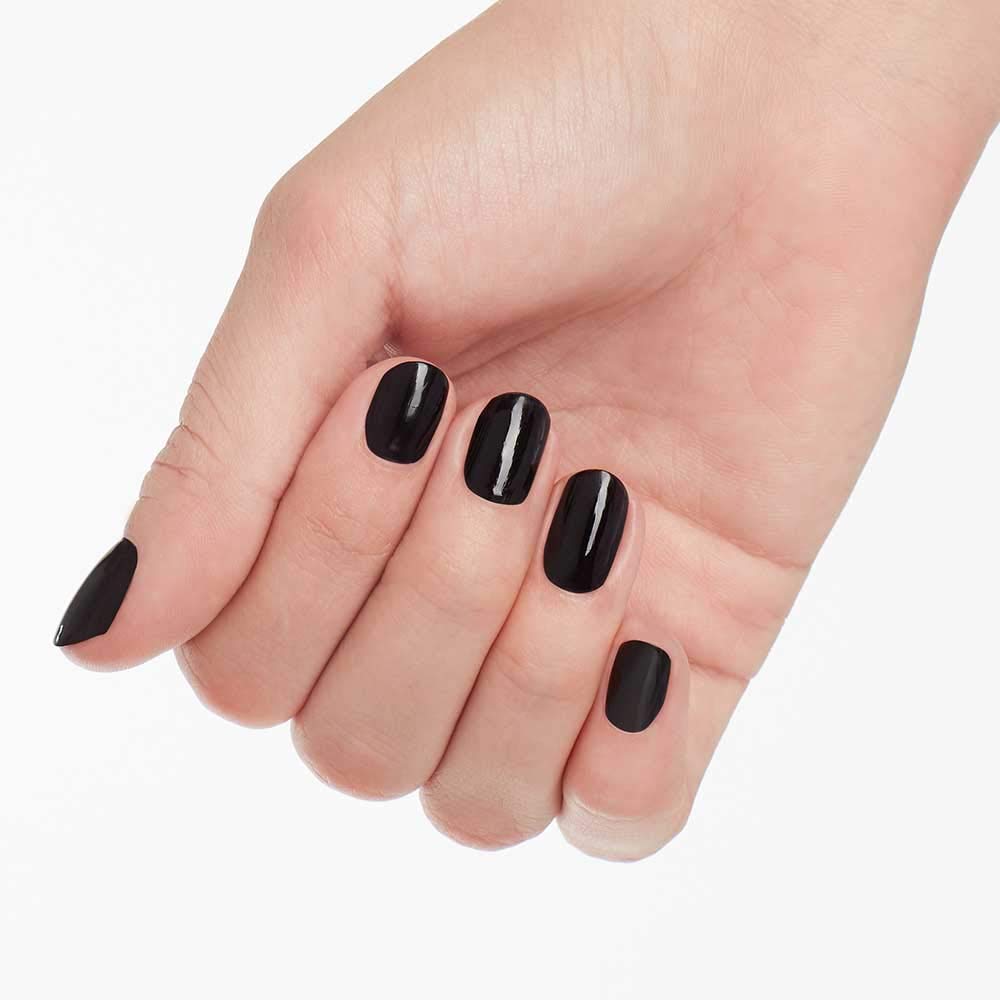 OPI Lincoln Park After Dark, secado rápido para retoques y mani/pedi express.