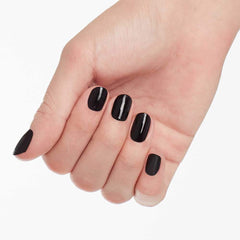 OPI Lincoln Park After Dark, secado rápido para retoques y mani/pedi express.