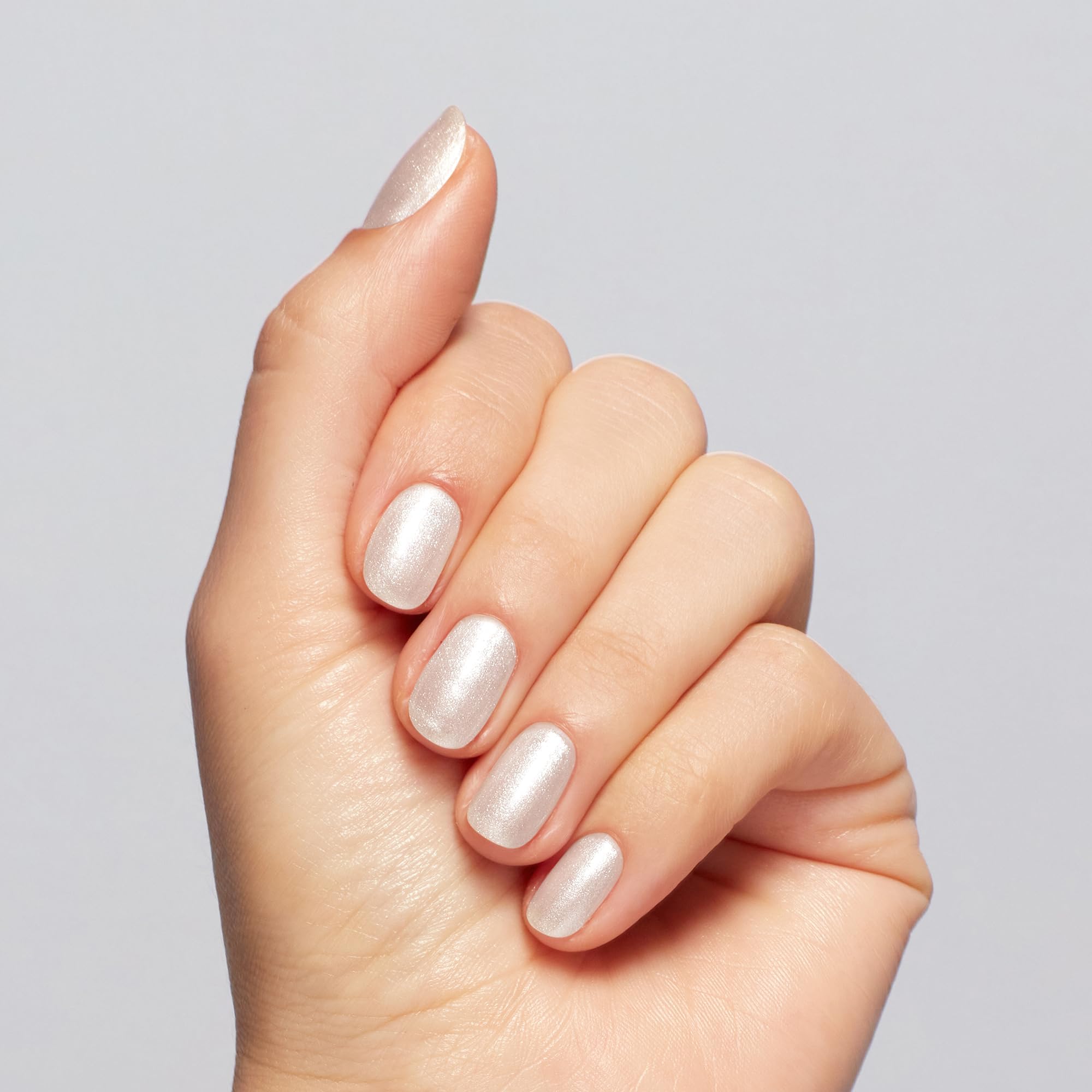 OPI Géminis y Yo, acabado de alto brillo para un look pulido
